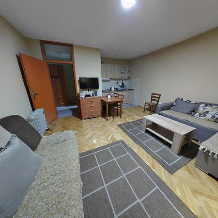 Apartament Malo Brdo Podgorica Zewnętrze zdjęcie